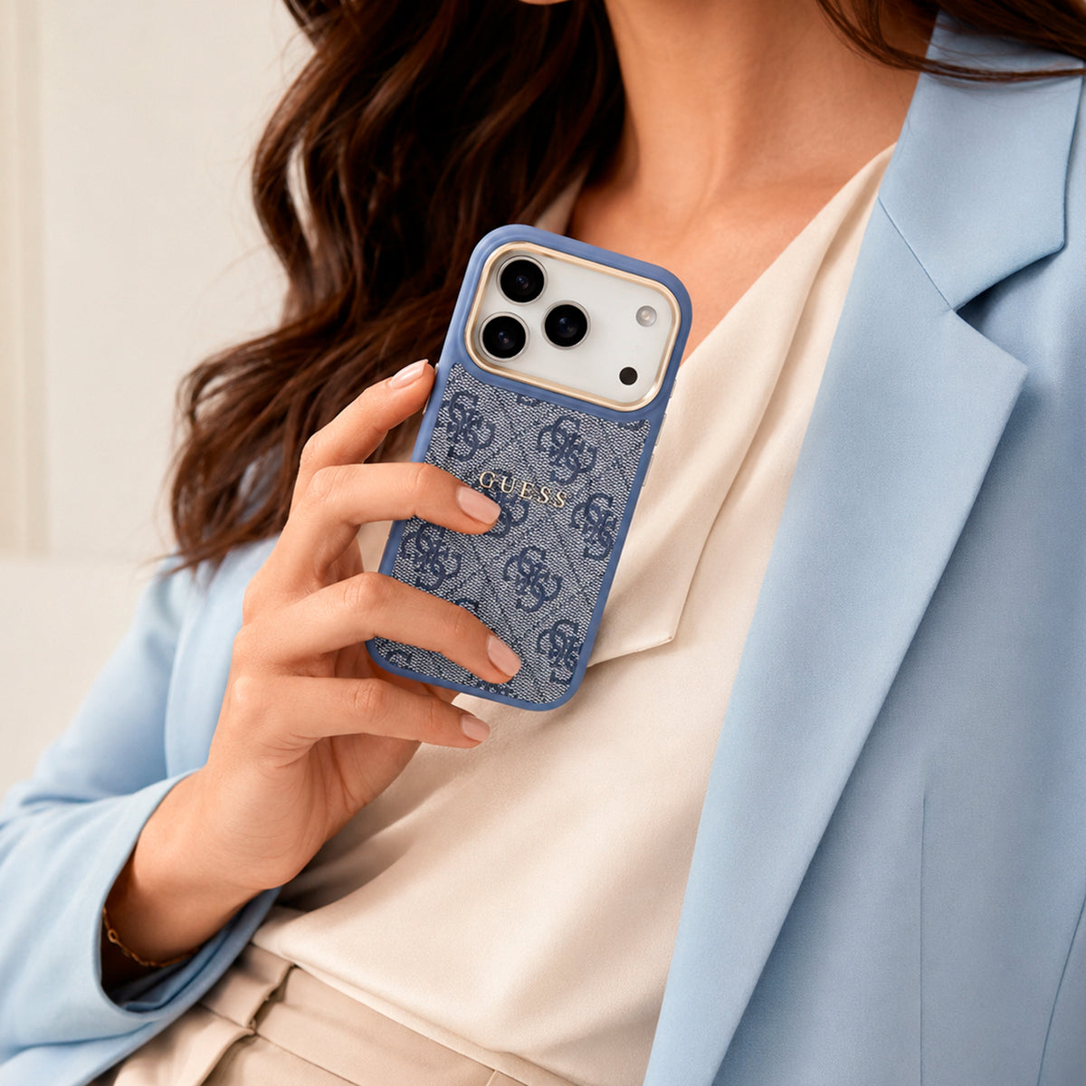 Guess iPhone 17 Pro Case – Blue Faux Leather Case Compatible with MagSafe with Classic Guess Logo, Drop Protection and Precise Fit