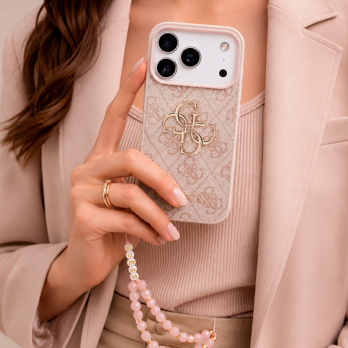 Guess Funda de Polipiel Logo 4G Clásico para iPhone 17 Pro Max/18 Pro Max con Correa de Perlas y Protección Anticaídas, Rosa