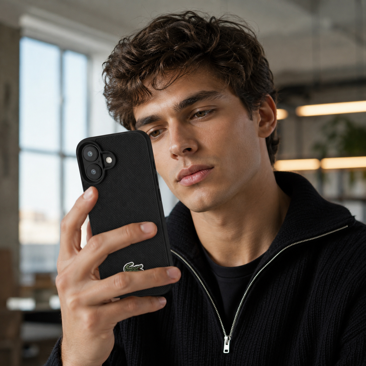 Lacoste Funda Petit Piqué para iPhone 17 Compatible con MagSafe, Negro