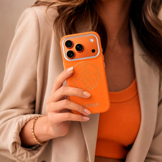 Guess Funda 4G Perforada para iPhone 17 Pro Compatible con MagSafe y Protección Anticaídas, Naranja