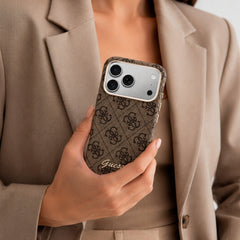 GUESS Funda Logo Script para iPhone 17 Pro Compatible con MagSafe y Protección Anticaídas, Marrón