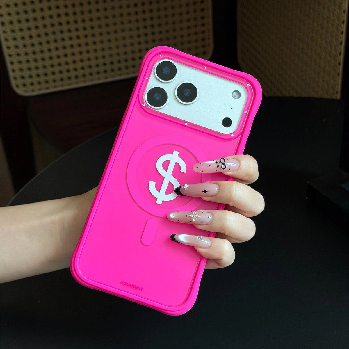 YOUNGKIT Funda Lucky Money para iPhone 17 Pro/18 Pro Compatible con MagSafe, Rosa Rich Pink