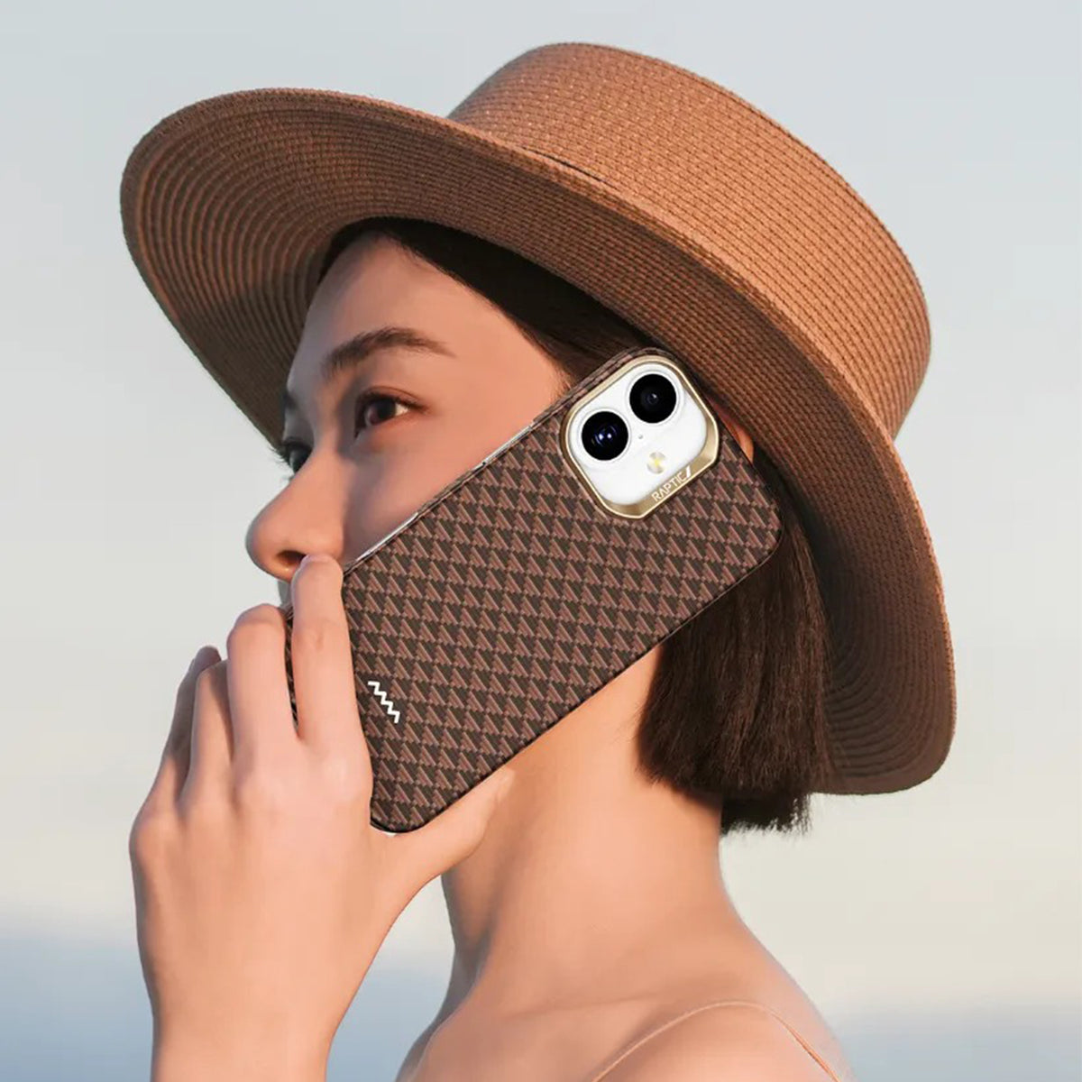 RAPTIC Funda Origen Natural de Fibra de Aramida para iPhone 17 Compatible con MagSafe, Humble