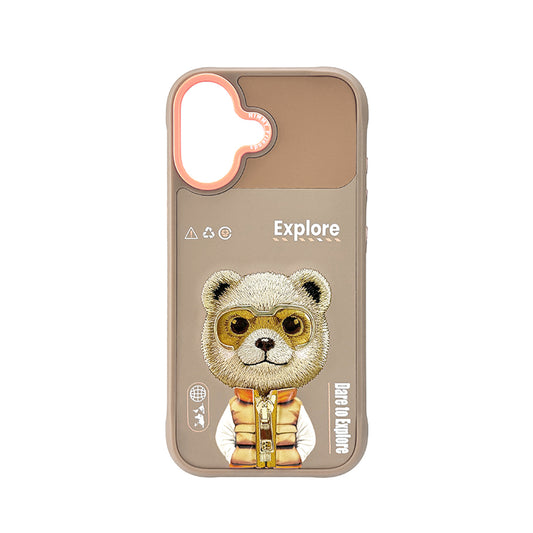 NIMMY Friends Funda Brown Bear Cool & Cute 2.0 para iPhone 16, 3D Bordada Marrón