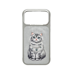 NIMMY Friends Funda Lucky Fashion Series para iPhone 17 Pro, 3D Bordada, Gray Chinchilla