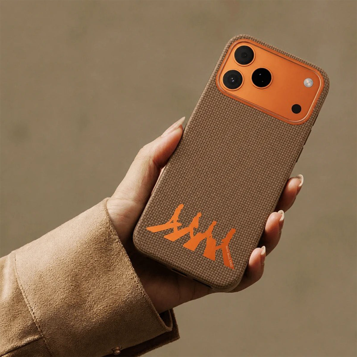 AIRITY Funda Abbey Road 1969 de Fibra de Aramida para iPhone 17 Pro/18 Pro Compatible con MagSafe, Abbey Orange